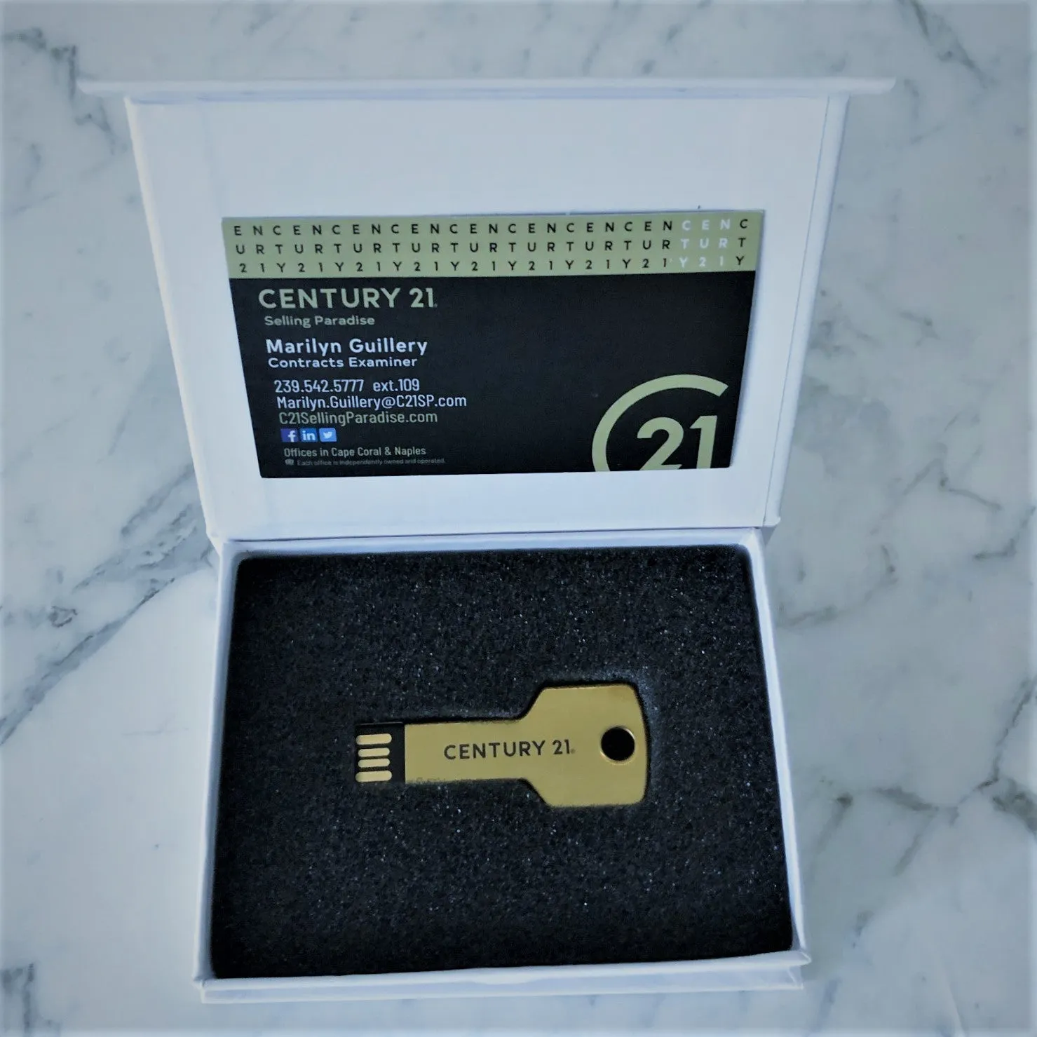 Relentless USB Key in Gift Box - CLOSE OUT